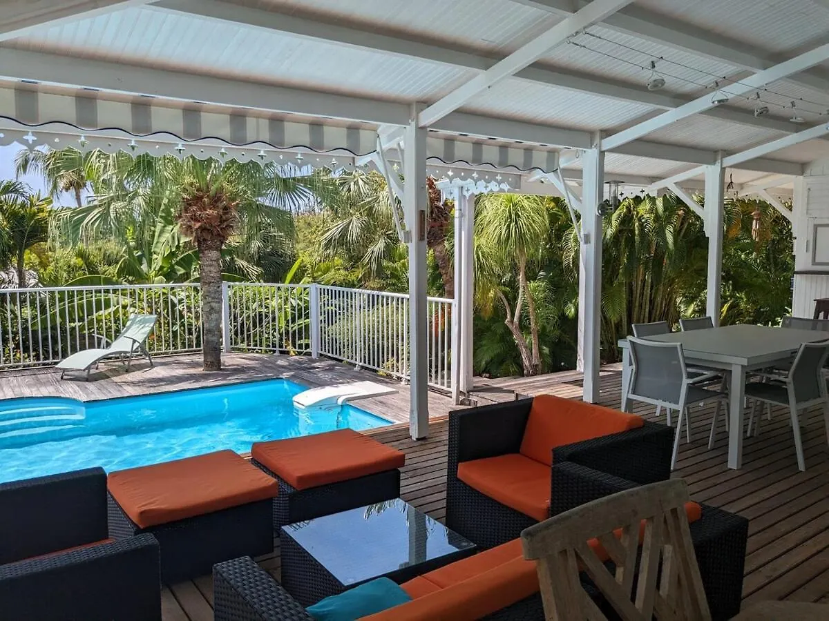 Holiday home Villa Avec Piscine Proche Mer, Marina Et Golf Saint-Francois